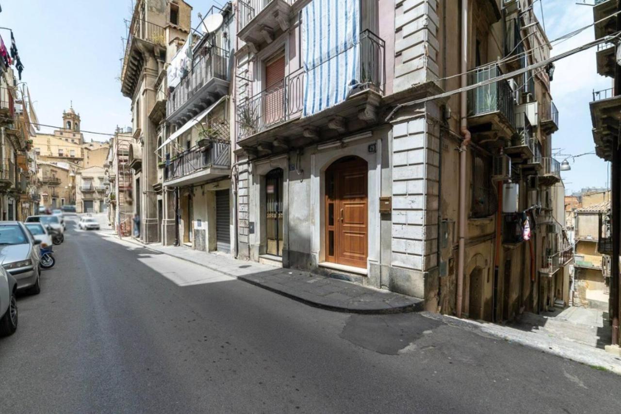 La Casa Di Andrea Caltagirone Apartment Exterior photo